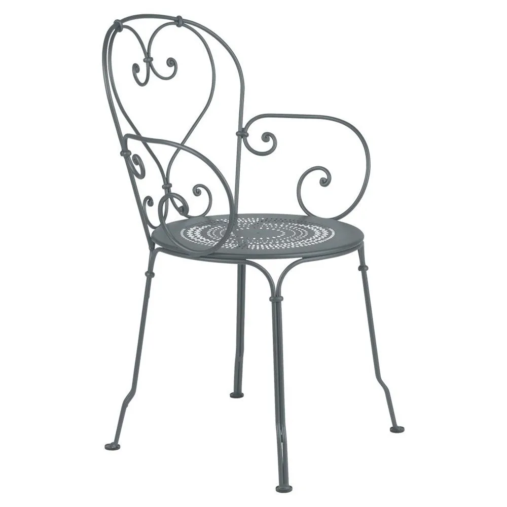 1900 ARMCHAIR