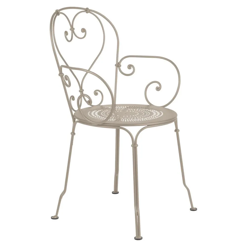 1900 ARMCHAIR