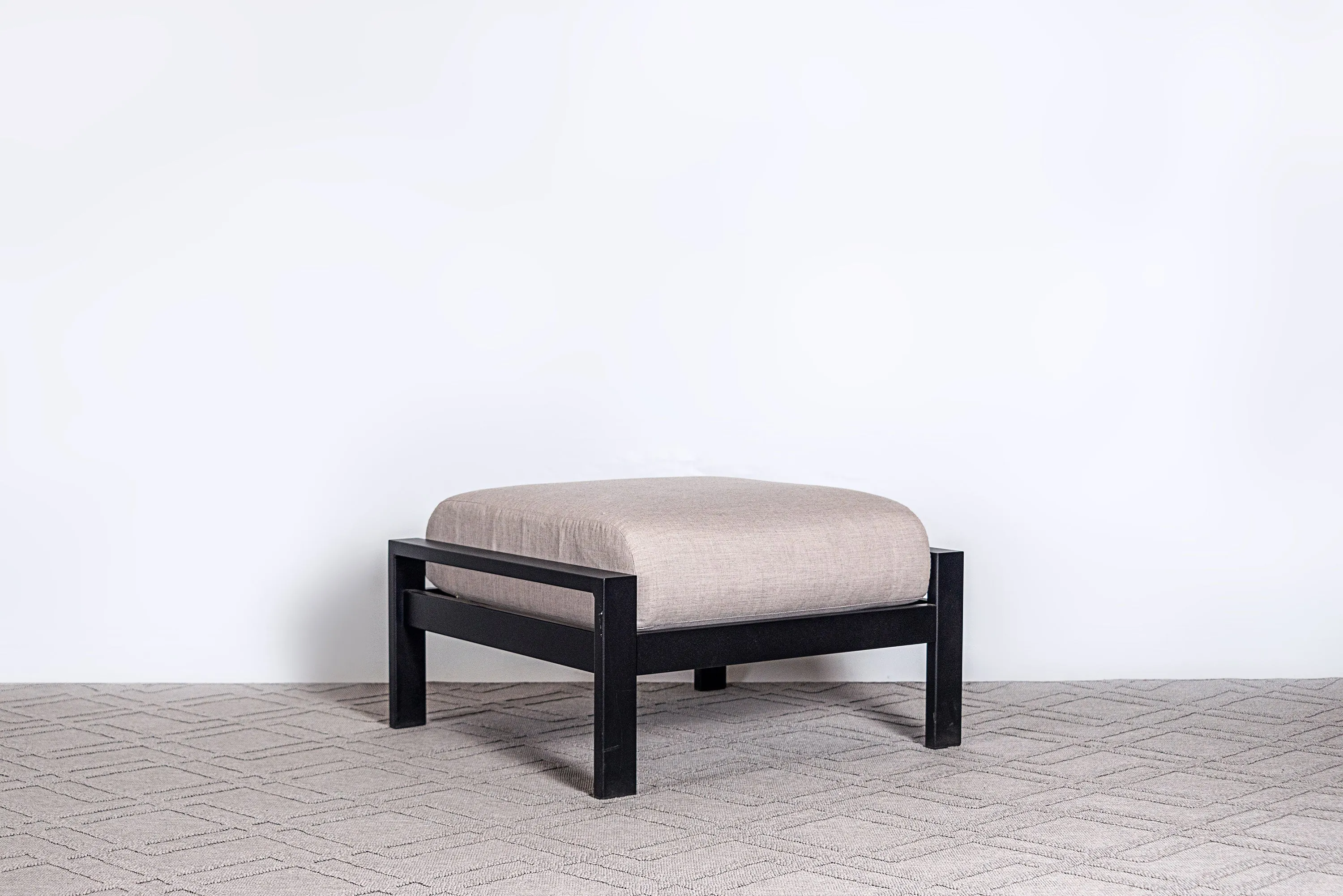 Elements Ottoman