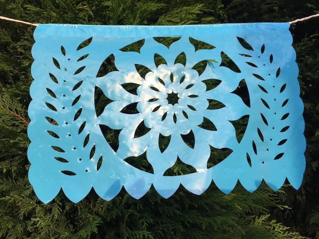 Waterproof Outdoor Bunting Party Decorations For Birthdays or Any Occasion | 5m 16ft Plastic Banner with 12 Medium Flags
